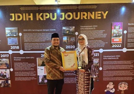 KPU Provinsi Jawa Barat menjadi juara I pengelolaan Jaringan Dokumentasi dan Informasi Hukum (JDIH) katagori wilayah besar tahun 2024 (Istimewa)